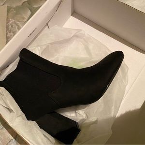 Dream Pairs Womens Boots (6.5)